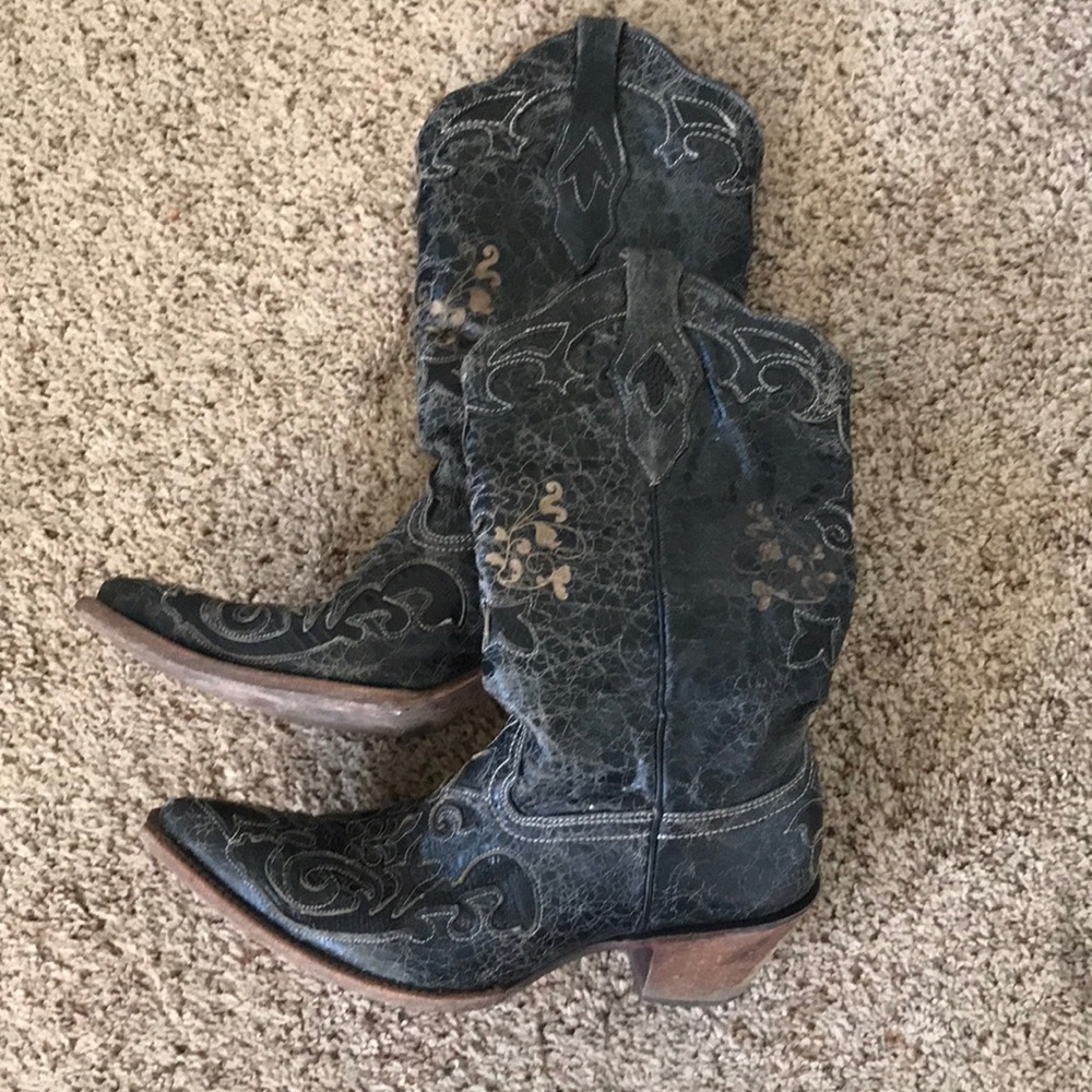 Corral Black and Brown Heeled Boots